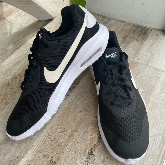 🤍🖤nike air Oketo -New 🤍🖤 - Picture 7 of 8